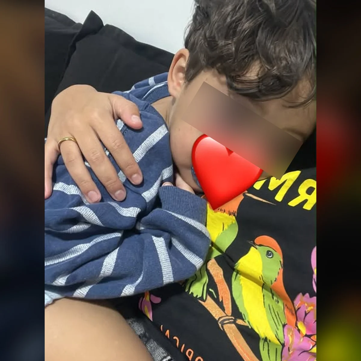 Criança de 3 anos volta para casa com hematomas no rosto após dia na creche