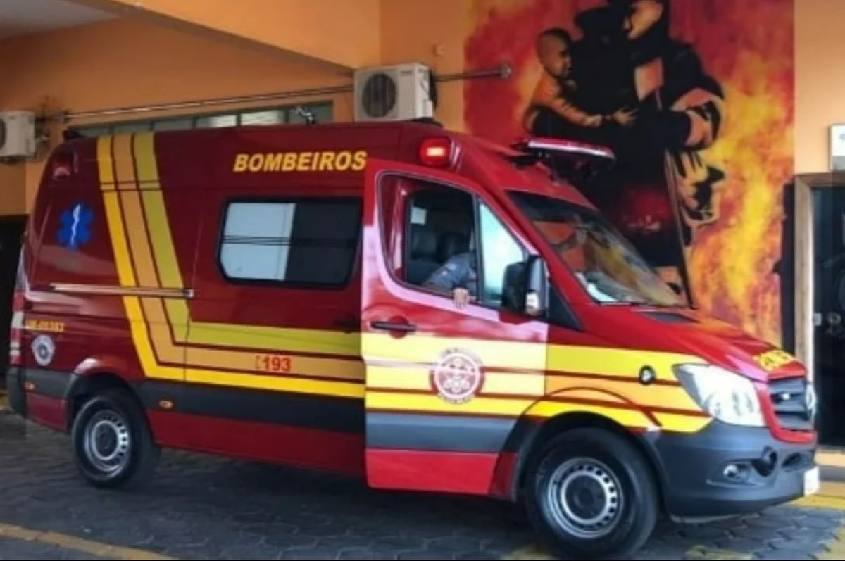 foto colorida de viatura do Corpo de Bombeiros de São Paulo - Metrópoles