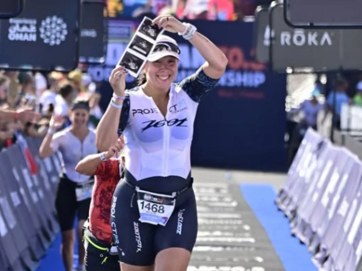 Triatleta revela desafios após completar Ironman 70.3 grávida de 5 meses