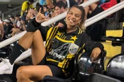 Neymar manda recado para Naty Potira, torcedora que luta contra o câncer