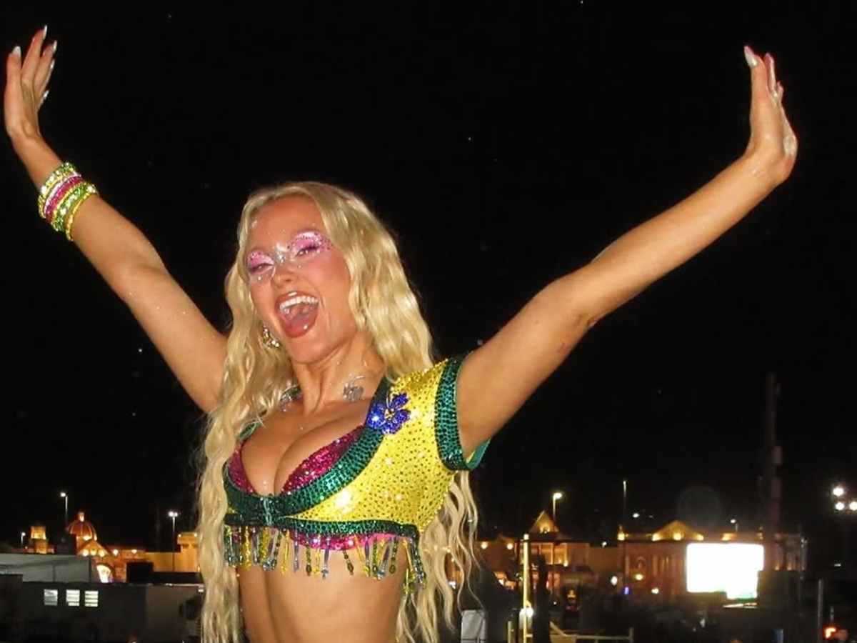 Zara Larsson revela como aprendeu rebolado que impressionou em show no Rock in Rio