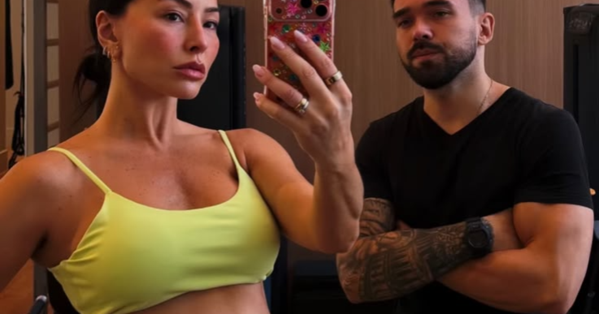 Sabrina Sato exibe no Instagram barrigão de gravidez após treino