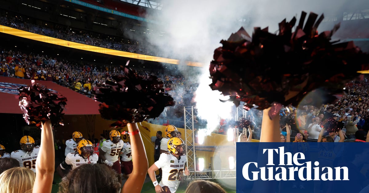 'Está prestes a ir para o mundo': futebol americano universitário americano faz estrondo no Wembley – um ensaio fotográfico