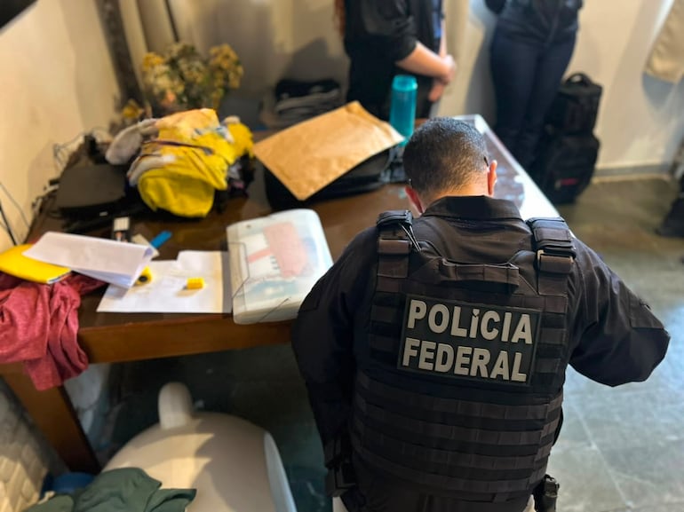 PF investiga suspeita de fraude em contratos de mais de R$ 80 milhões na Educação de BH