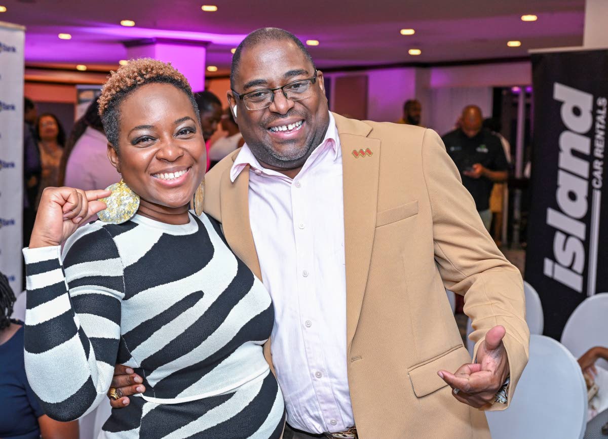 JMEA Executive Director Kamesha Blake and VM Group Manager, Pension Services and Business Development, Major (Ret’d) Damion Ffriend.