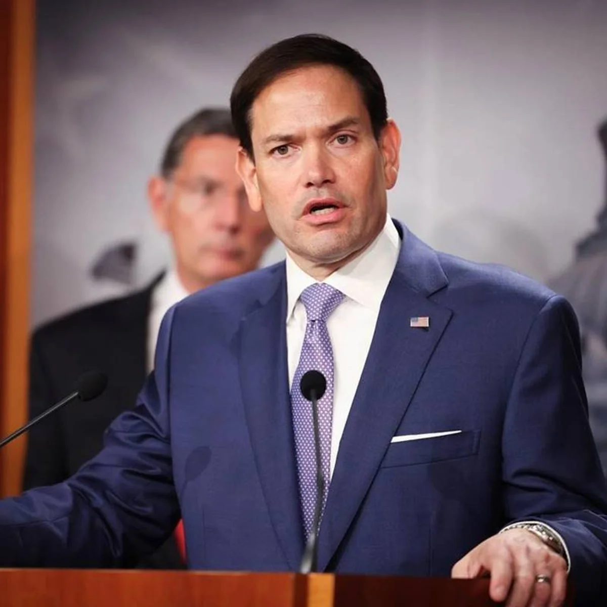 Rubio diz que Cuba precisa mudar para atrair investimentos dos EUA