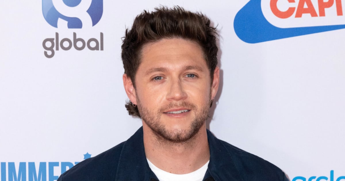 Niall Horan homenageia Liam Payne com gravação da voz do cantor durante abertura de turnê