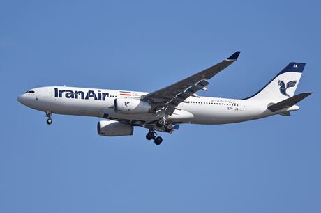 Emirados Árabes Unidos suspendem voos de aéreas iranianas devido às sanções dos EUA