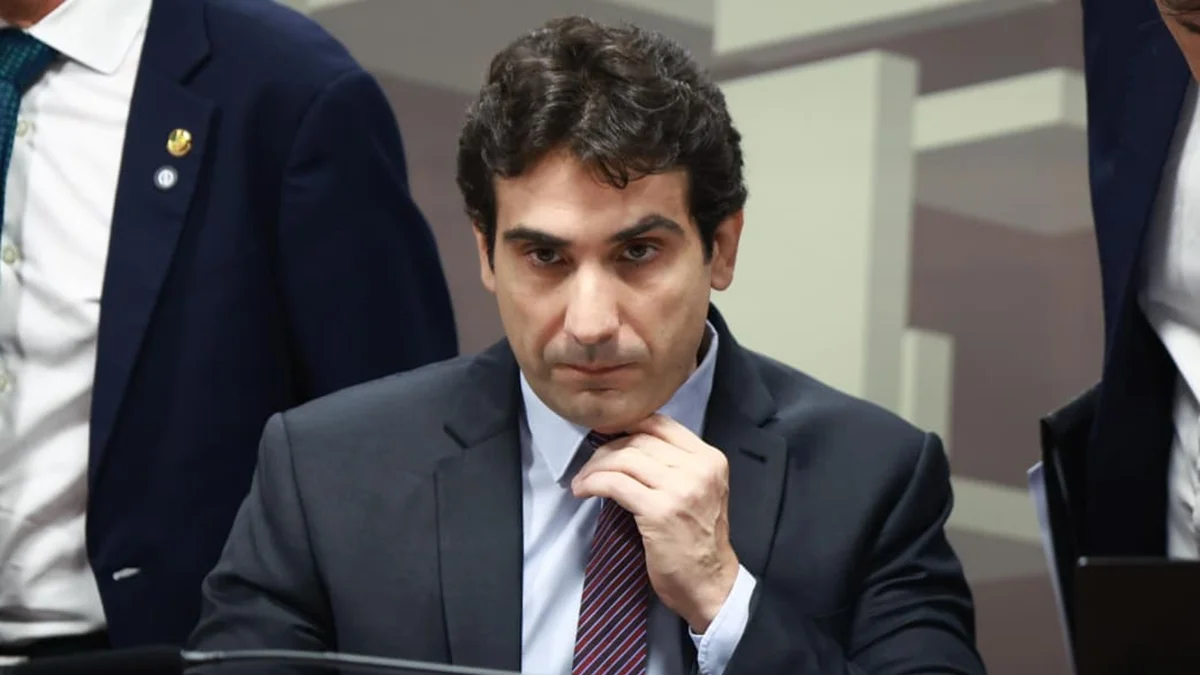 Galípolo confirma intimação da PF e depoimento em outubro sobre Caso Master