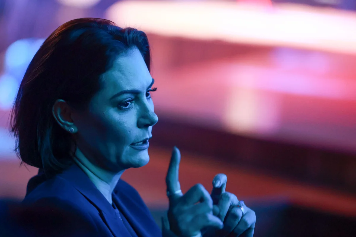 Michelle Bolsonaro participa de culto evangélico na Embaixada Sara Nossa Terra metropoles