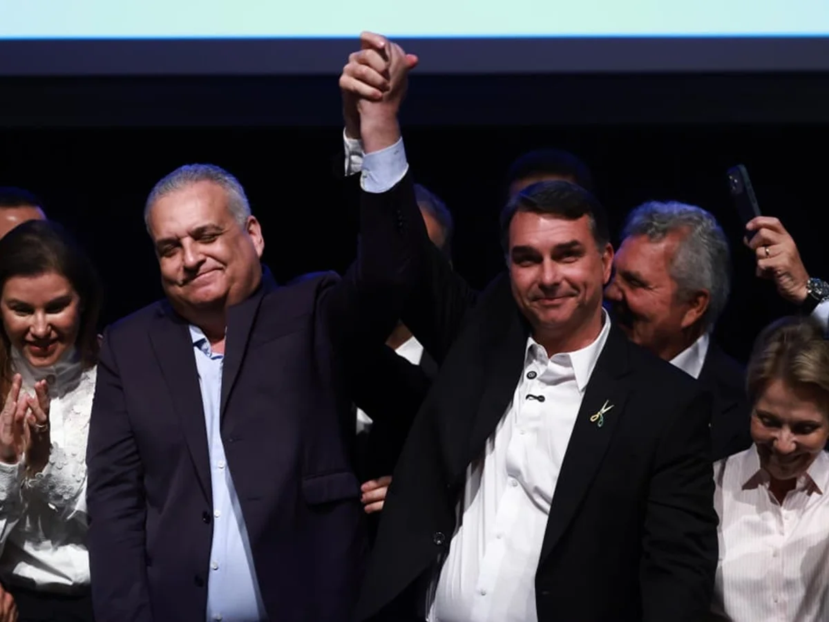 Flávio aposta em ataques a Lula, voto útil e Sudeste no fim do 1º turno