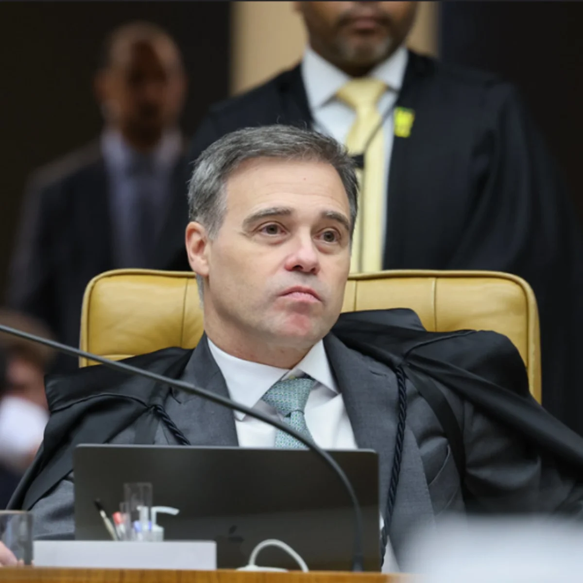 Mendonça reage a críticas de Gilmar: "Tentativa de constranger"