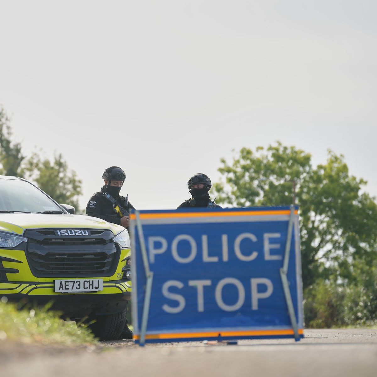 Suspeitos de planejar atentado contra base britânica usada pelos EUA são soltos sob fiança