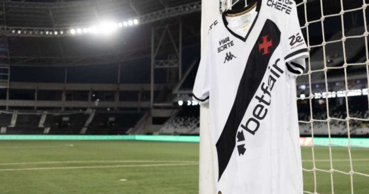 Vasco tenta vitória no sintético contra o Botafogo no Brasileiro