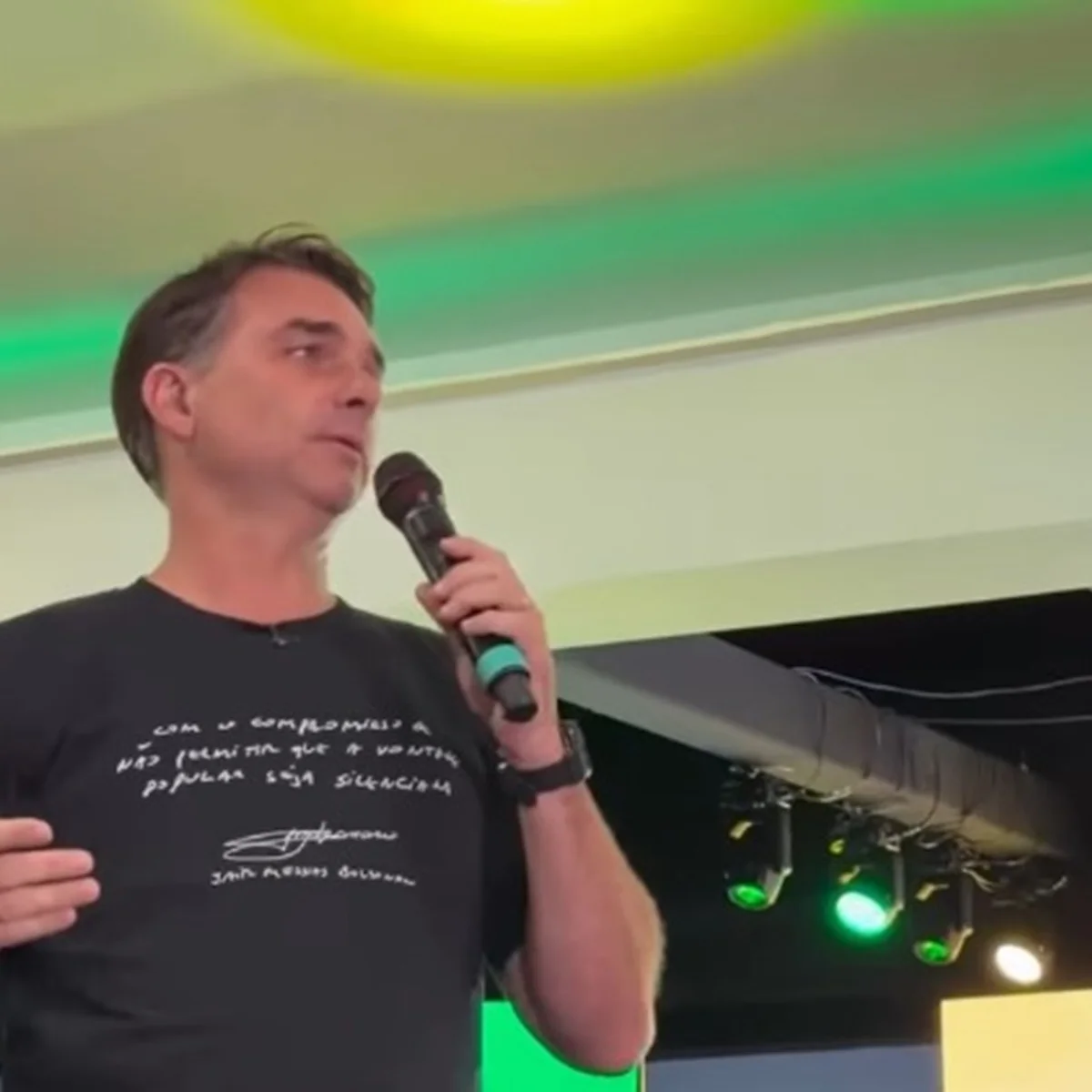 Flávio promete acabar com jogo do tigrinho, mas não as apostas esportivas