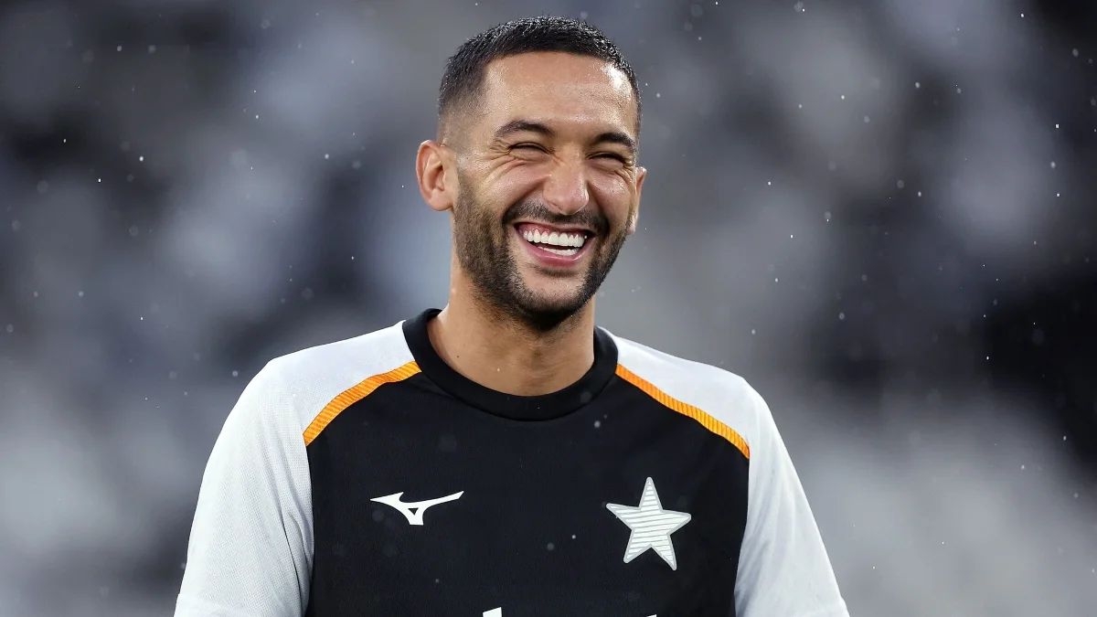 Ziyech e Tite são regularizados no BID e podem estrear pelo Botafogo