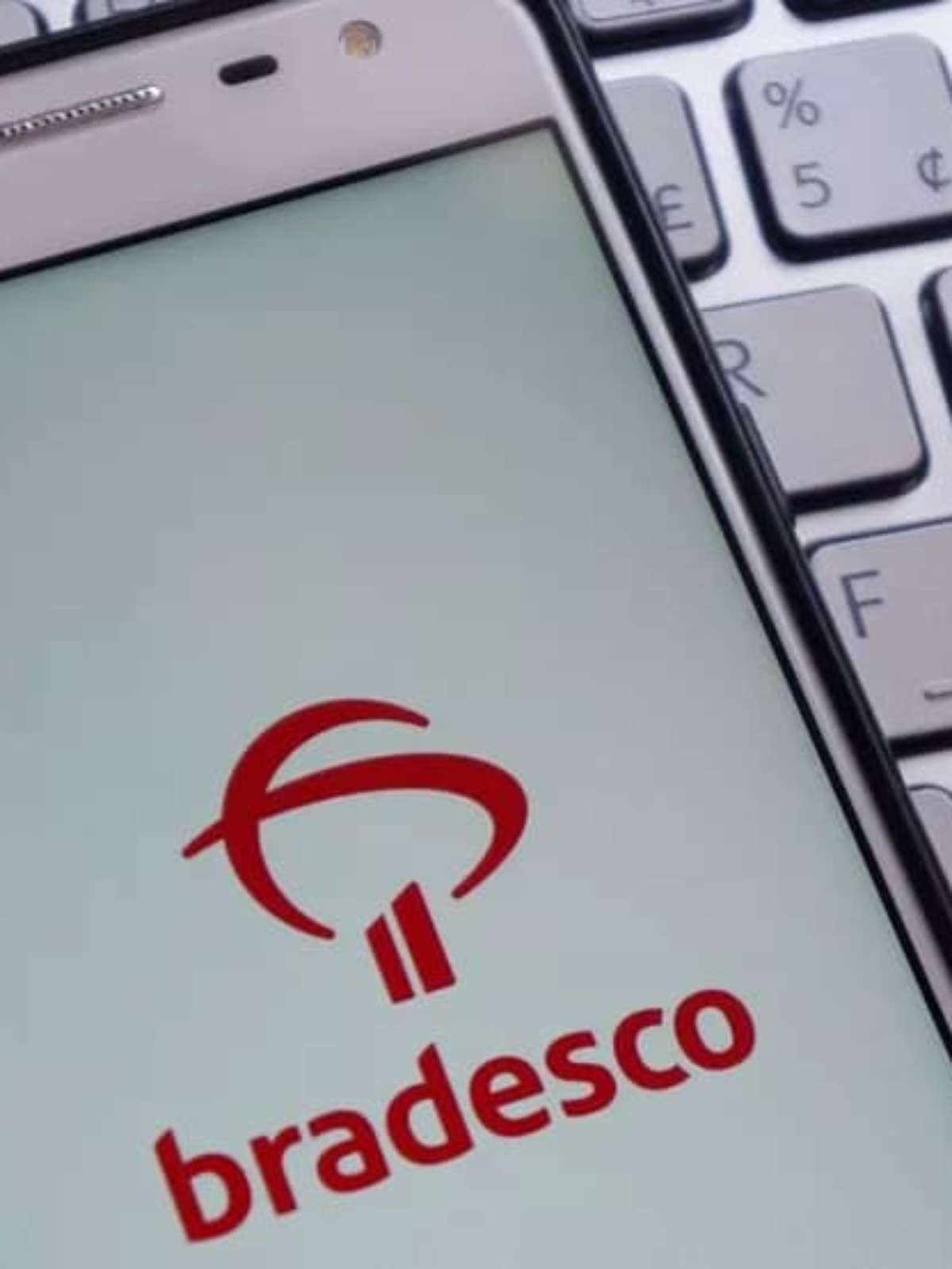Clientes relatam problemas no aplicativo do Bradesco
