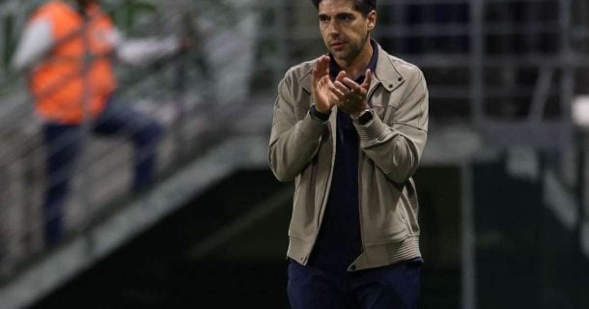 Sporting consulta Abel Ferreira, mas saída do Palmeiras não está no radar