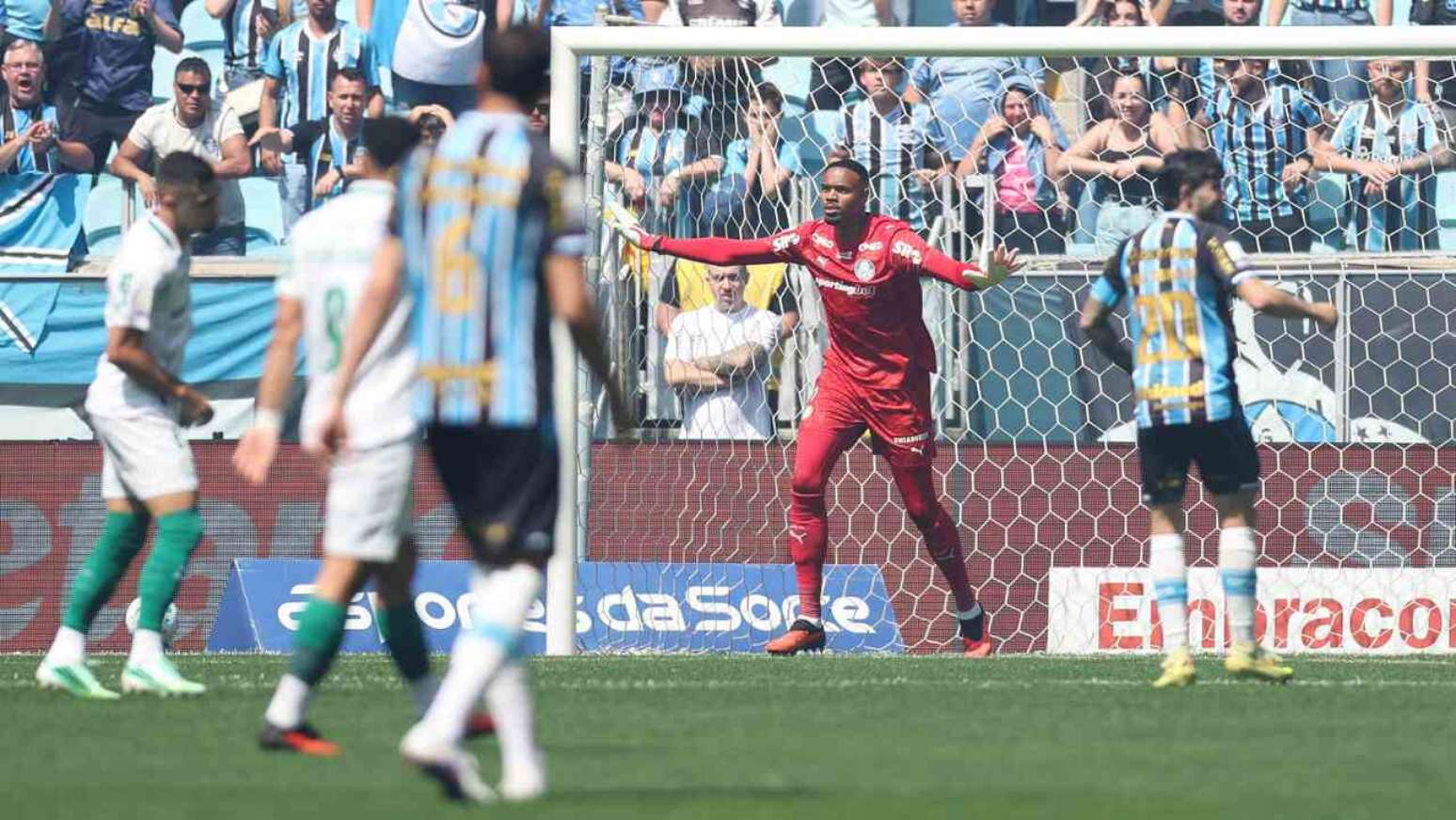Palmeiras v&ecirc; gordura se transformar em press&atilde;o na briga pelo t&iacute;tulo do Brasileir&atilde;o &ndash; Fotos: Cesar Greco / Palmeiras