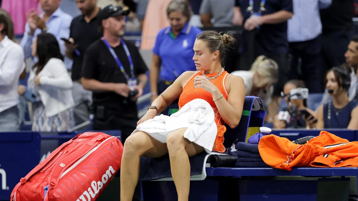 Sabalenka é multada em R$ 38 mil após quebrar raquete na final do US Open