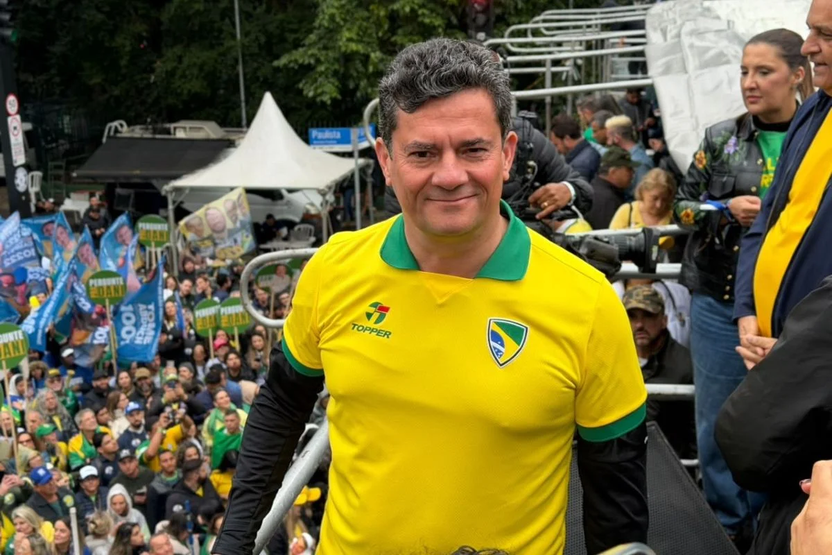 Imagem da matéria: Aliado de Ratinho Jr., Sandro Alex aciona o TCU contra Moro e a Fiep