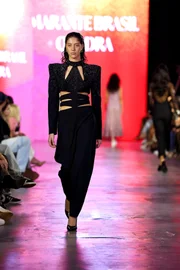 Amarante Brasil, por Q.U.A.D.R.A, no Metrópoles Catwalk