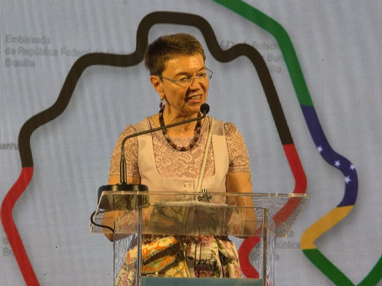 Embaixadora da Alemanha diz estar ansiosa pelas eleições no Brasil: ‘Quero ser testemunha da história’