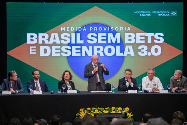 Brasileiros têm R$ 1,7 bi nas bets, que estão proibidas: veja como e até quando é possível resgatar