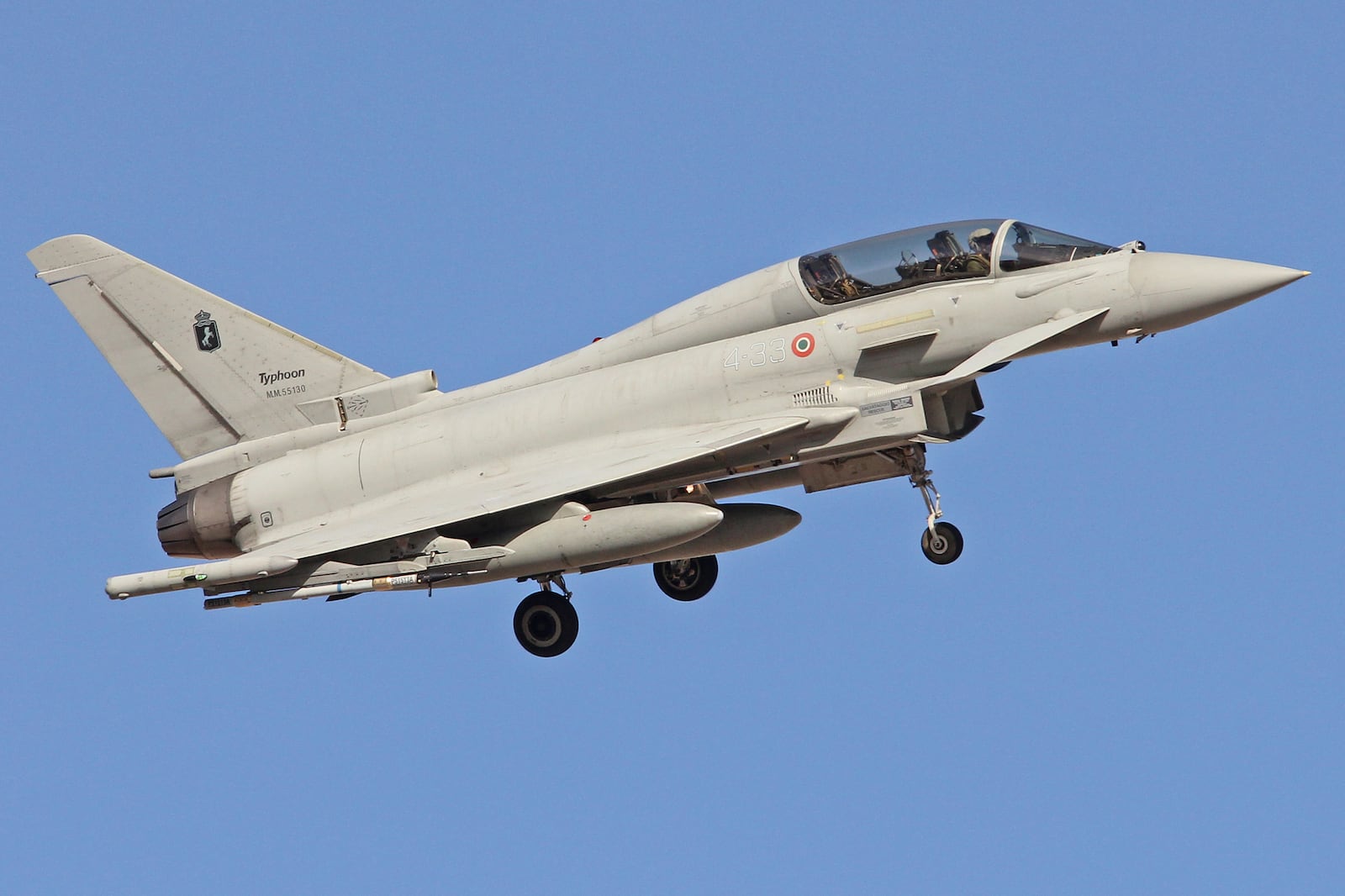 Caça italiano semelhante ao atingido em base aérea saudita Wikimedia Commons