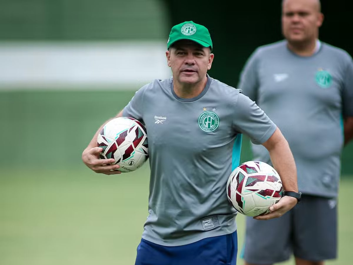 Criciúma anuncia técnico por empréstimo após saída de Baptista para o Inter