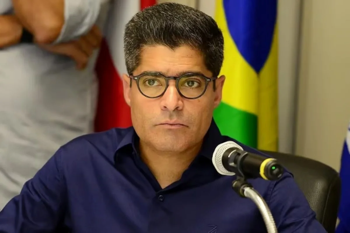 PT pede ao STF acesso à investigação sobre ACM Neto no Caso Master