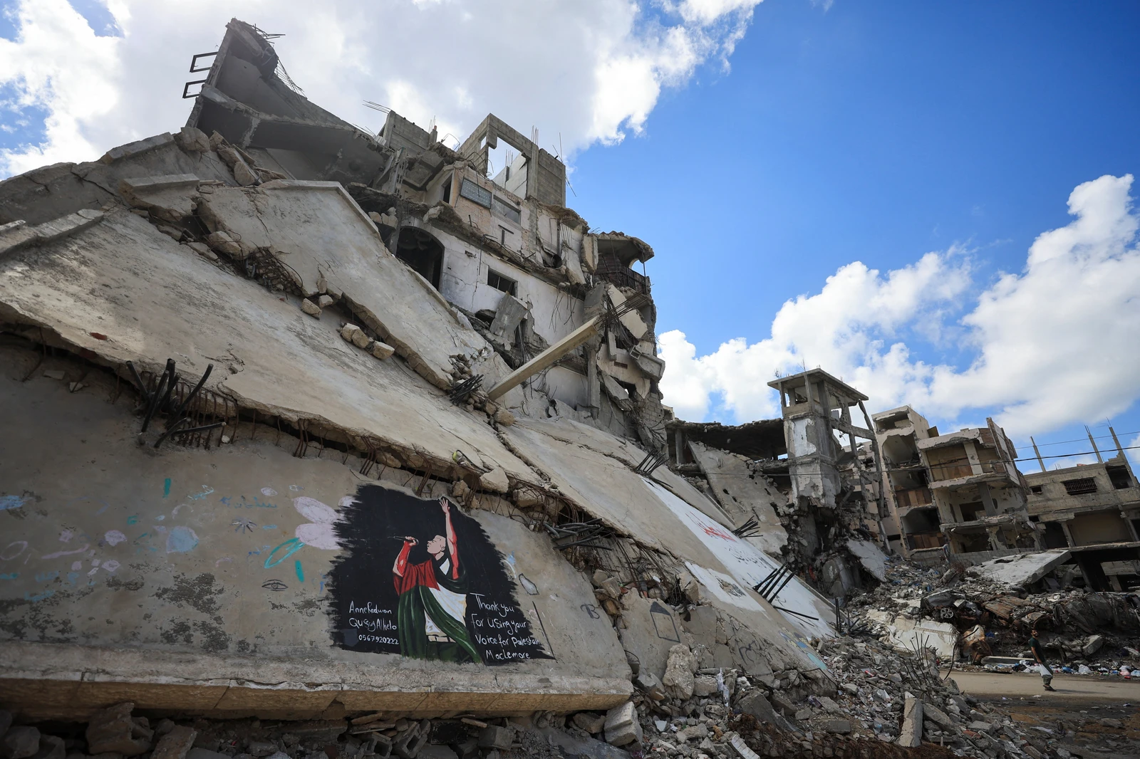 Mural do rapper Macklemore pintado em Gaza após o escândo da turnê de Sheeran