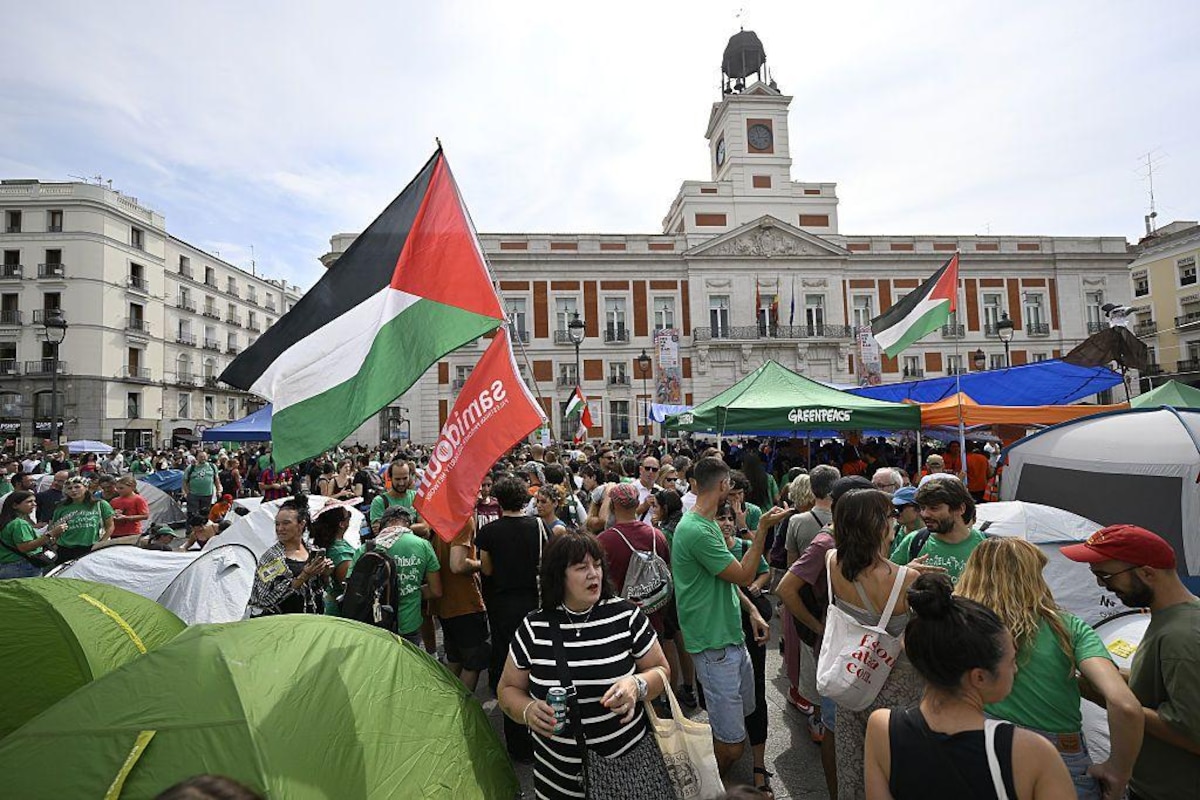 As imagens do acampamento na Puerta del Sol em Madri para protestar contra a crise habitacional