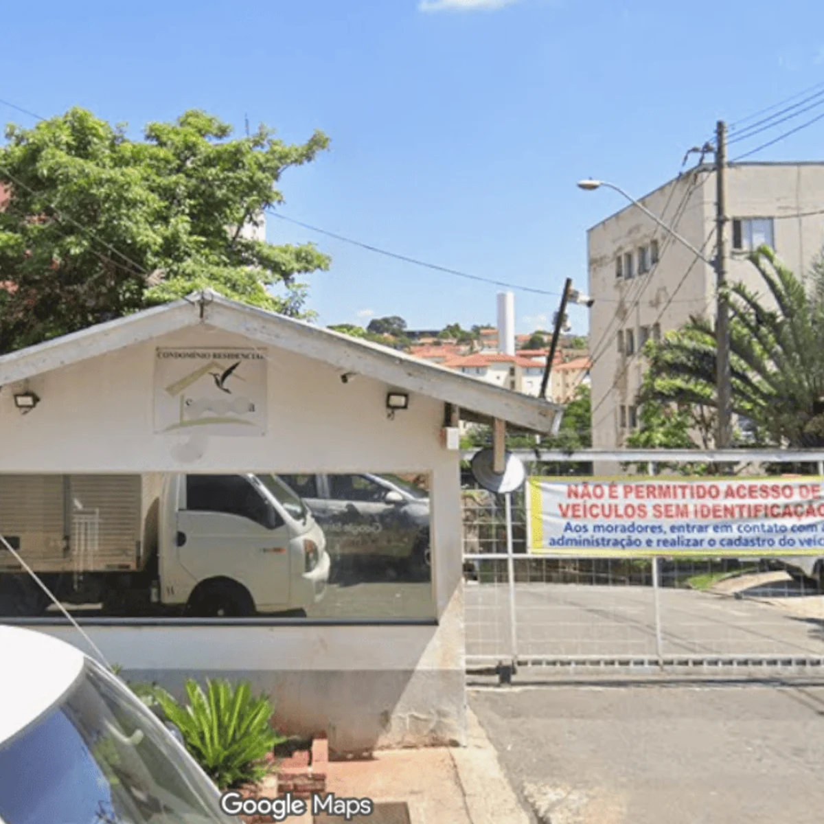 Mãe é presa após abandonar filhos por 5 dias para viajar para MG