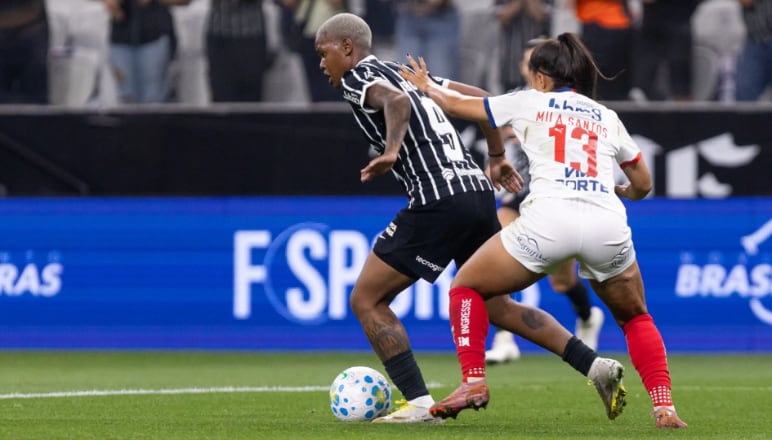 Campanha do São Paulo desafia hegemonia do Corinthians na final do Brasileirão Feminino