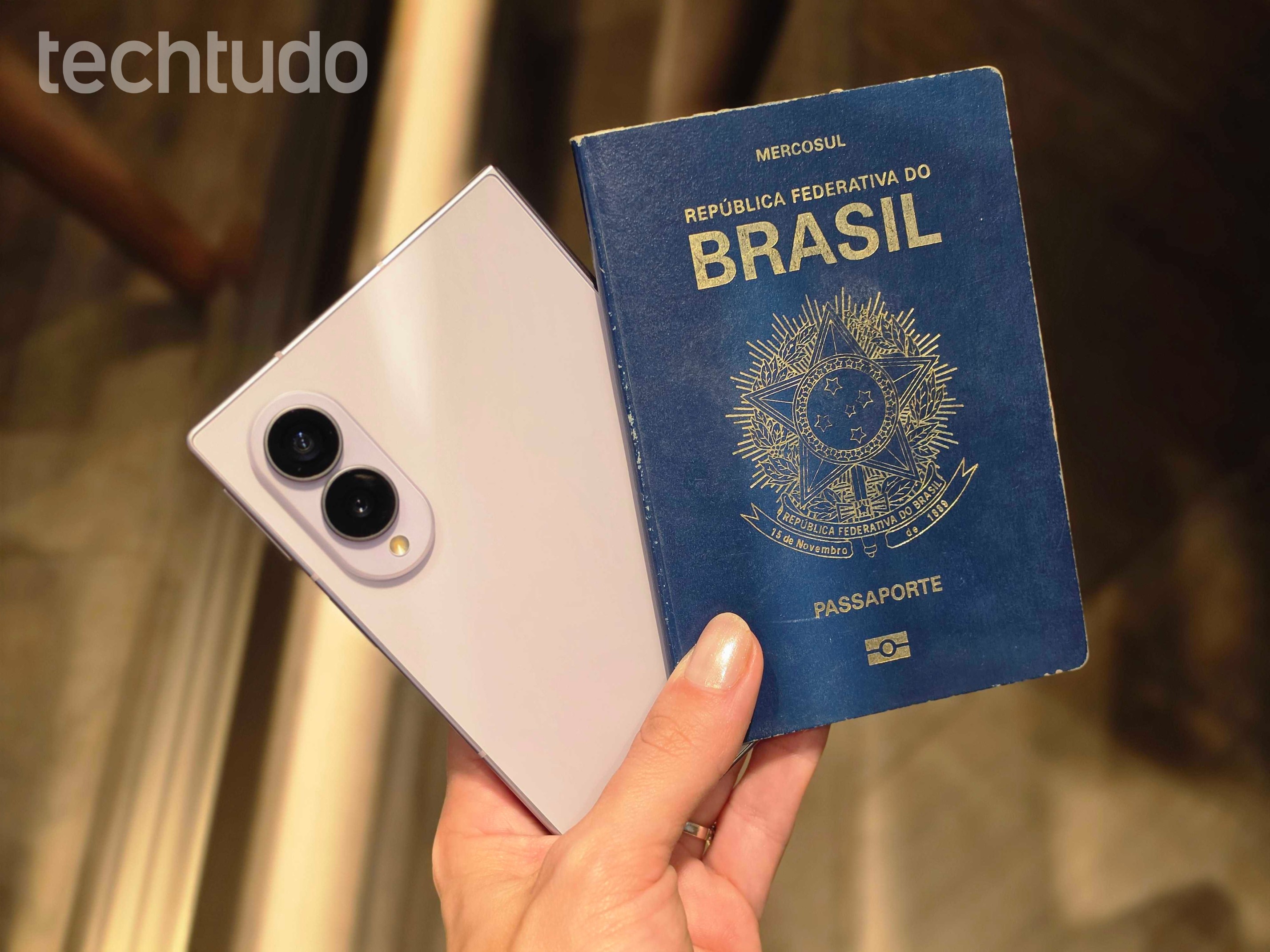 iPhone Duo, Galaxy Z Fold8 e mais: por que o celular passaporte virou moda?