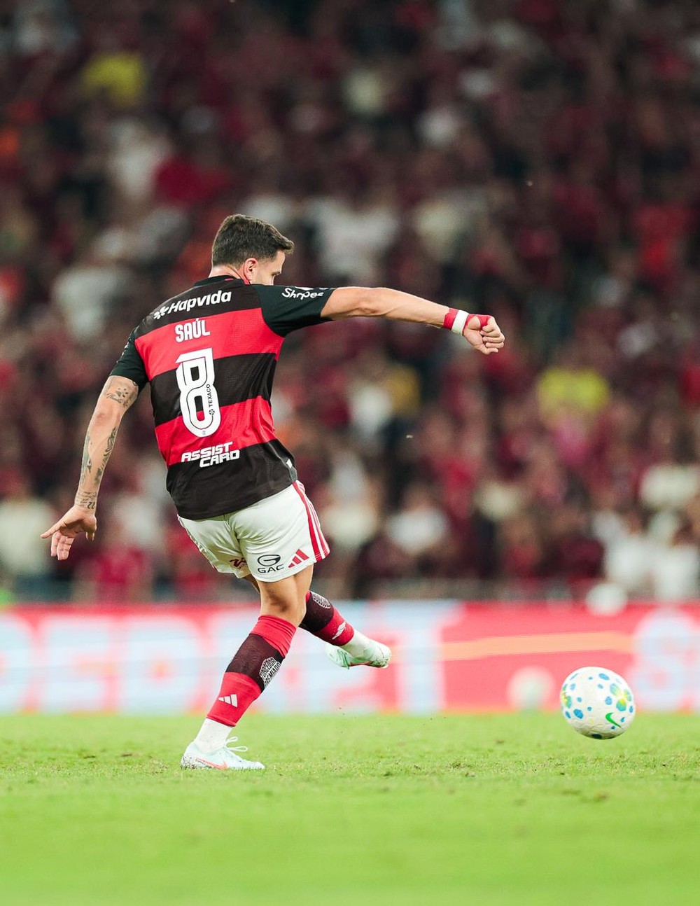 Saúl durante Flamengo x Bragantino — Foto: Gilvan de Souza/Flamengo