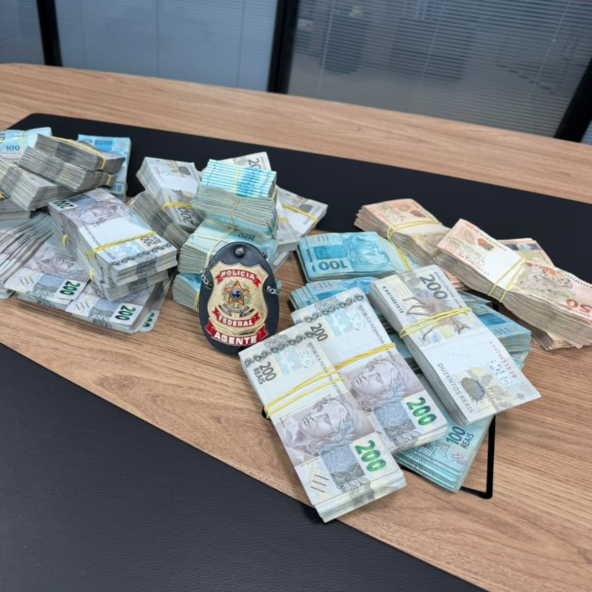 Grupo que enviava para Alemanha cocaína escondida em cosméticos é preso no aeroporto de Guarulhos