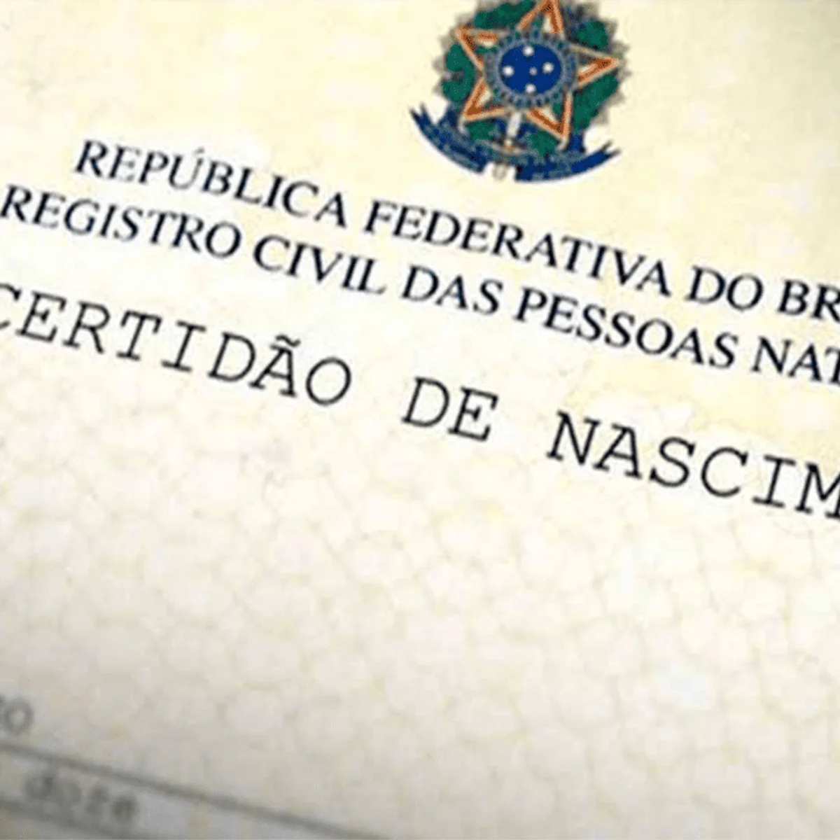 Homem pede exclusão do sobrenome “Flor” por conta de piadas e Justiça nega