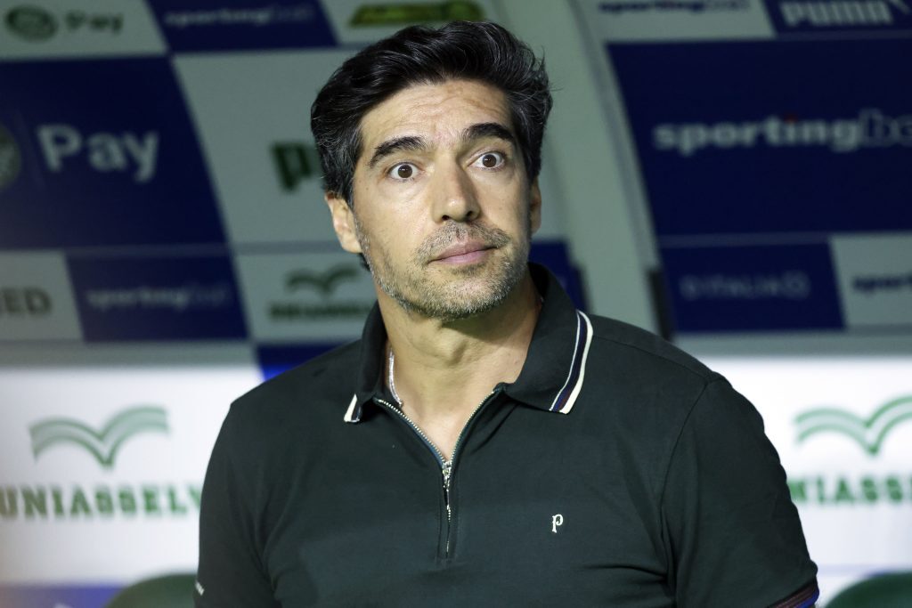 Abel Ferreira é favorito para assumir time de Liga dos Campeões, diz jornal português