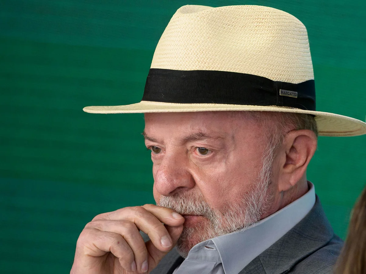 Ataque indireto a Flávio: Lula resgata “fila do osso”, Covid e desmatamento