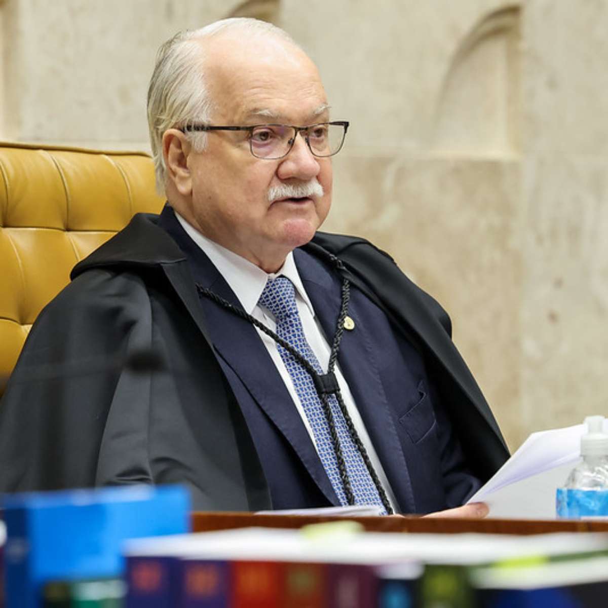 Fachin cancela sessão no STF após embate entre Mendonça e Gilmar