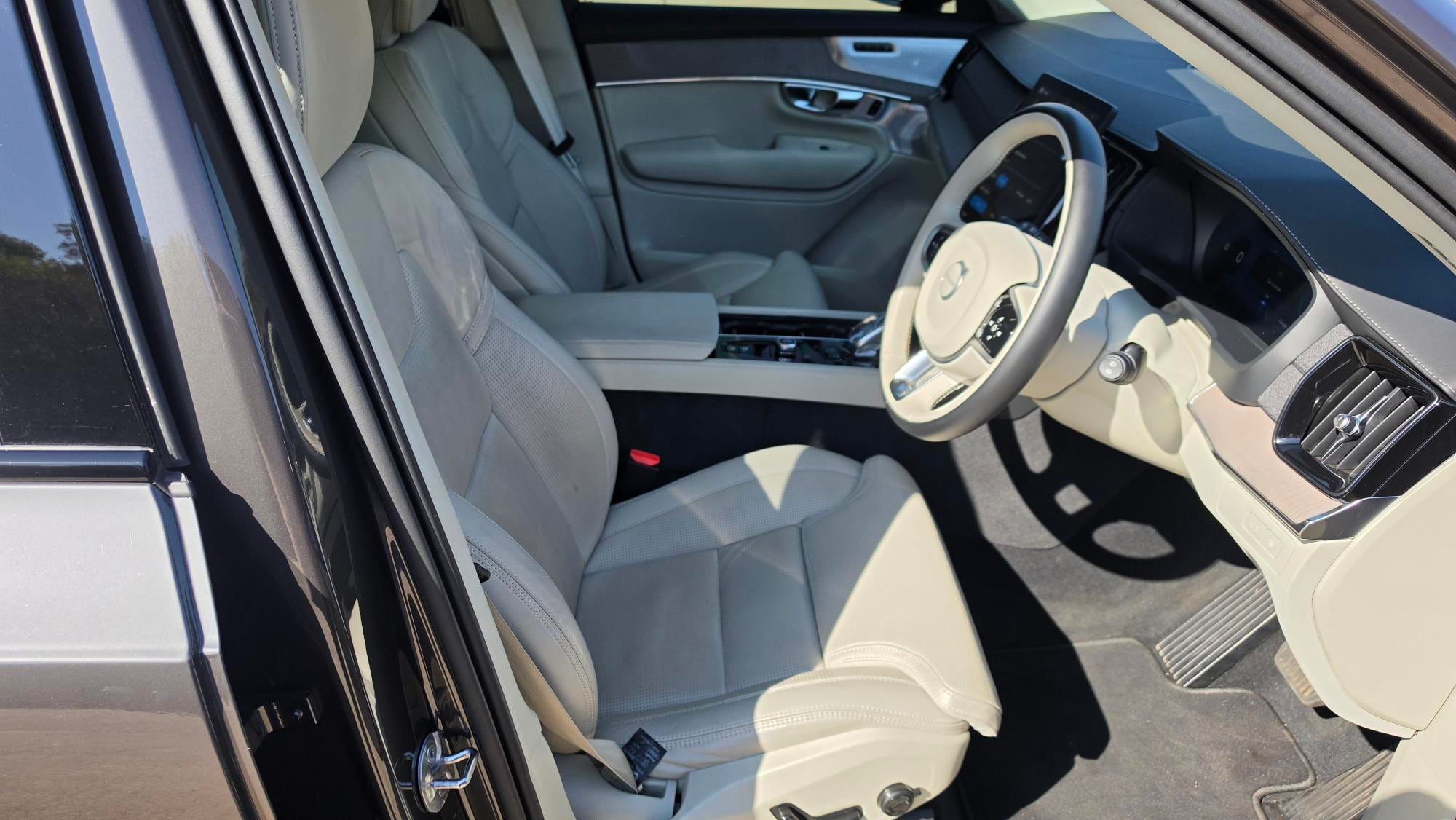 Supple leather and cushy seats make long-distance driving a pleasure. (Brenwin Naidu)