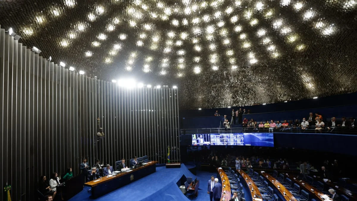 Quaest mostra disputa embolada pelas duas vagas ao Senado no Paraná