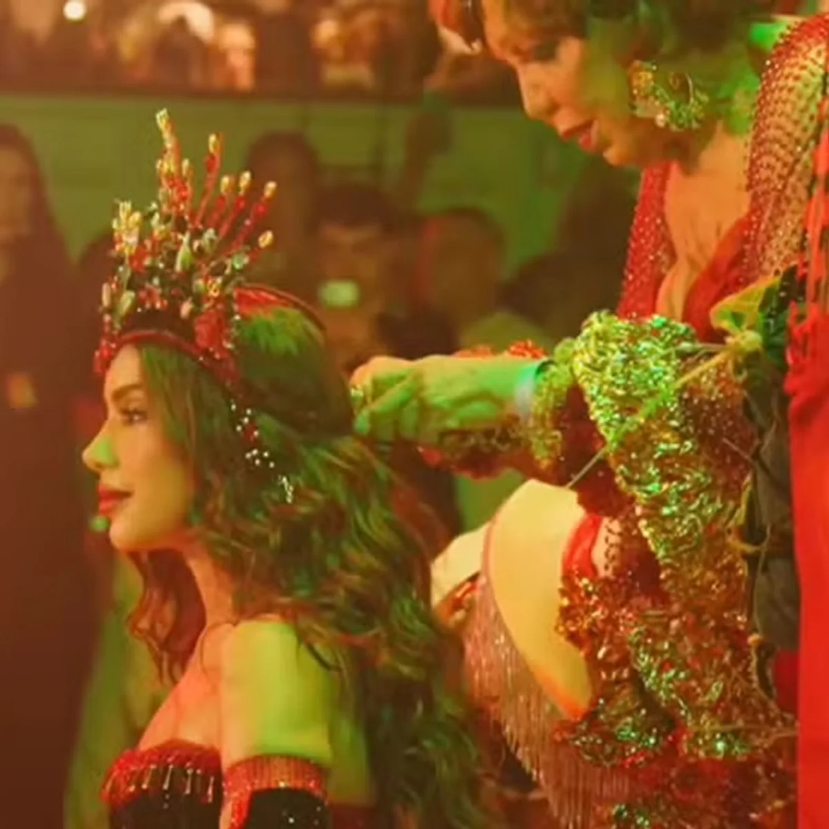 Quem é Eloína dos Leopardos, que coroou Anitta na Grande Rio