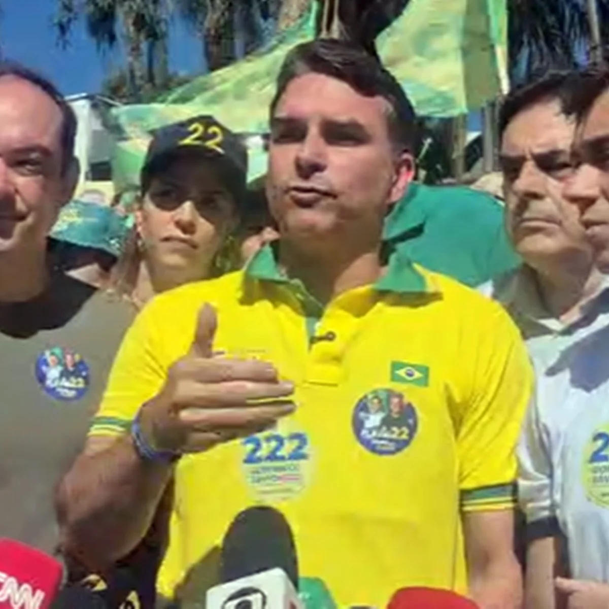 Cobrado por ala bolsonarista, Nikolas tenta fortalecer Flávio em Minas