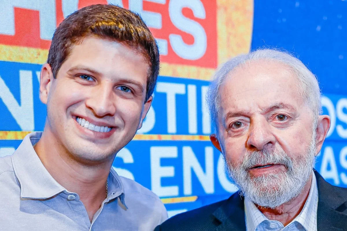 Imagem da matéria: Ao lado de João Campos, Lula defende voto em mulheres