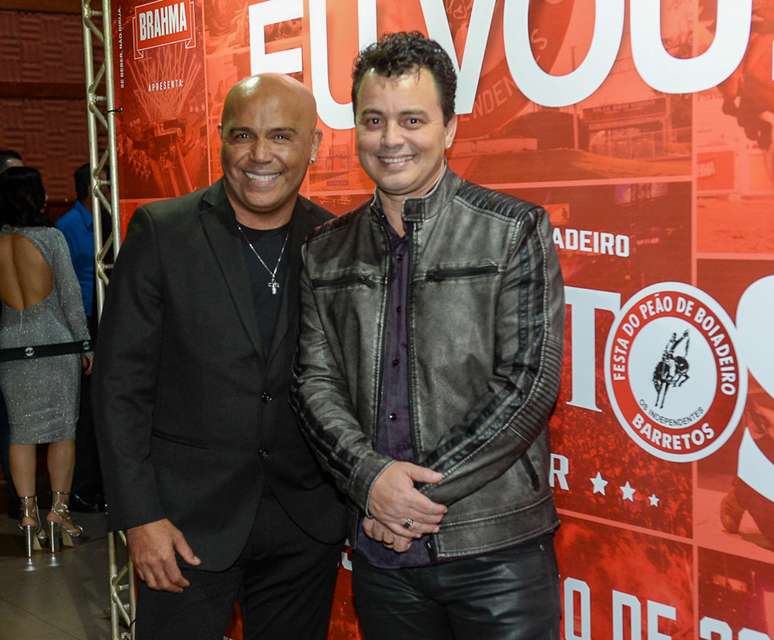 Por que Renner, dupla de Rick, não estava junto em viagem no helicóptero que caiu? Entenda