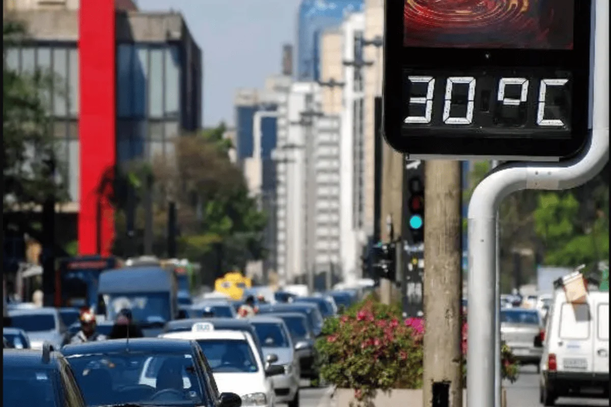 Clima: quarta-feira traz chuvas no Sul e calor intenso no Centro-Oeste
