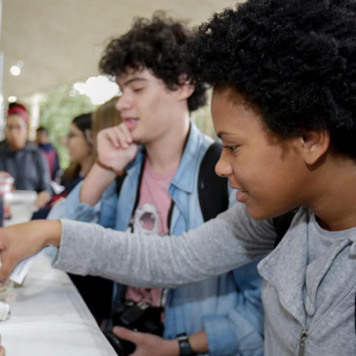 DF recebe feira gratuita para orientar interessados em estudar nos EUA